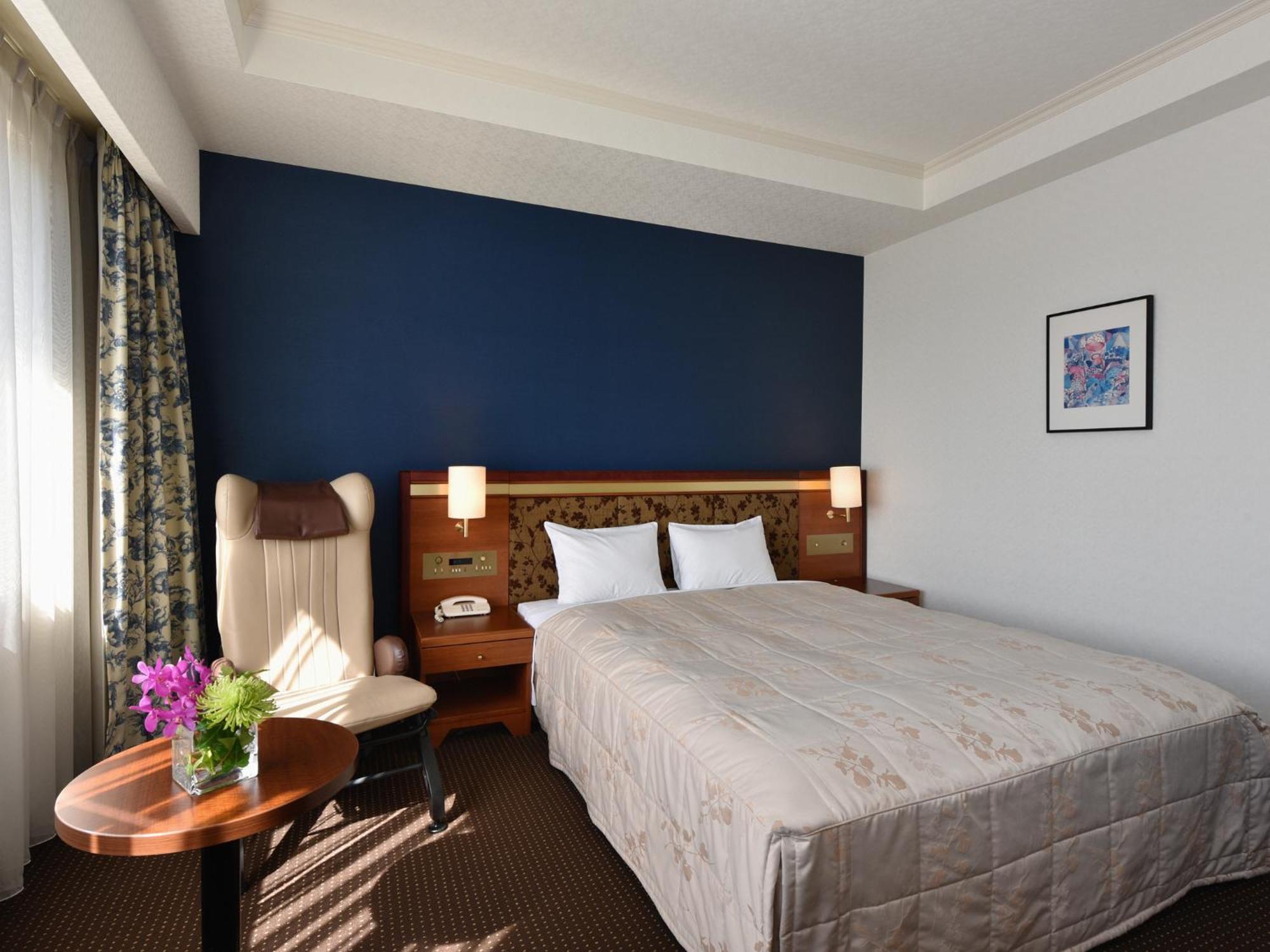 Hotel Crown Palais Chiryu Екстериор снимка