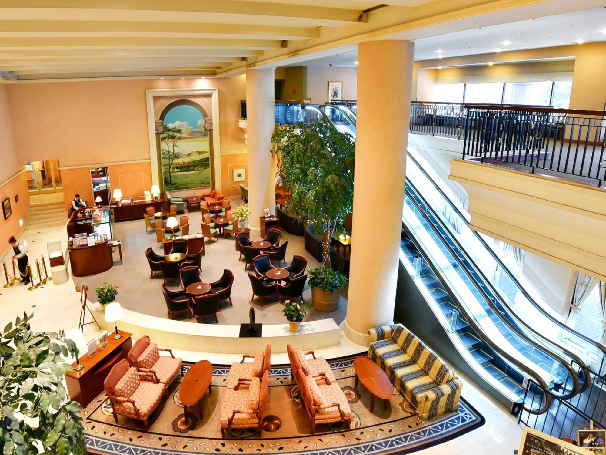 Hotel Crown Palais Chiryu Екстериор снимка