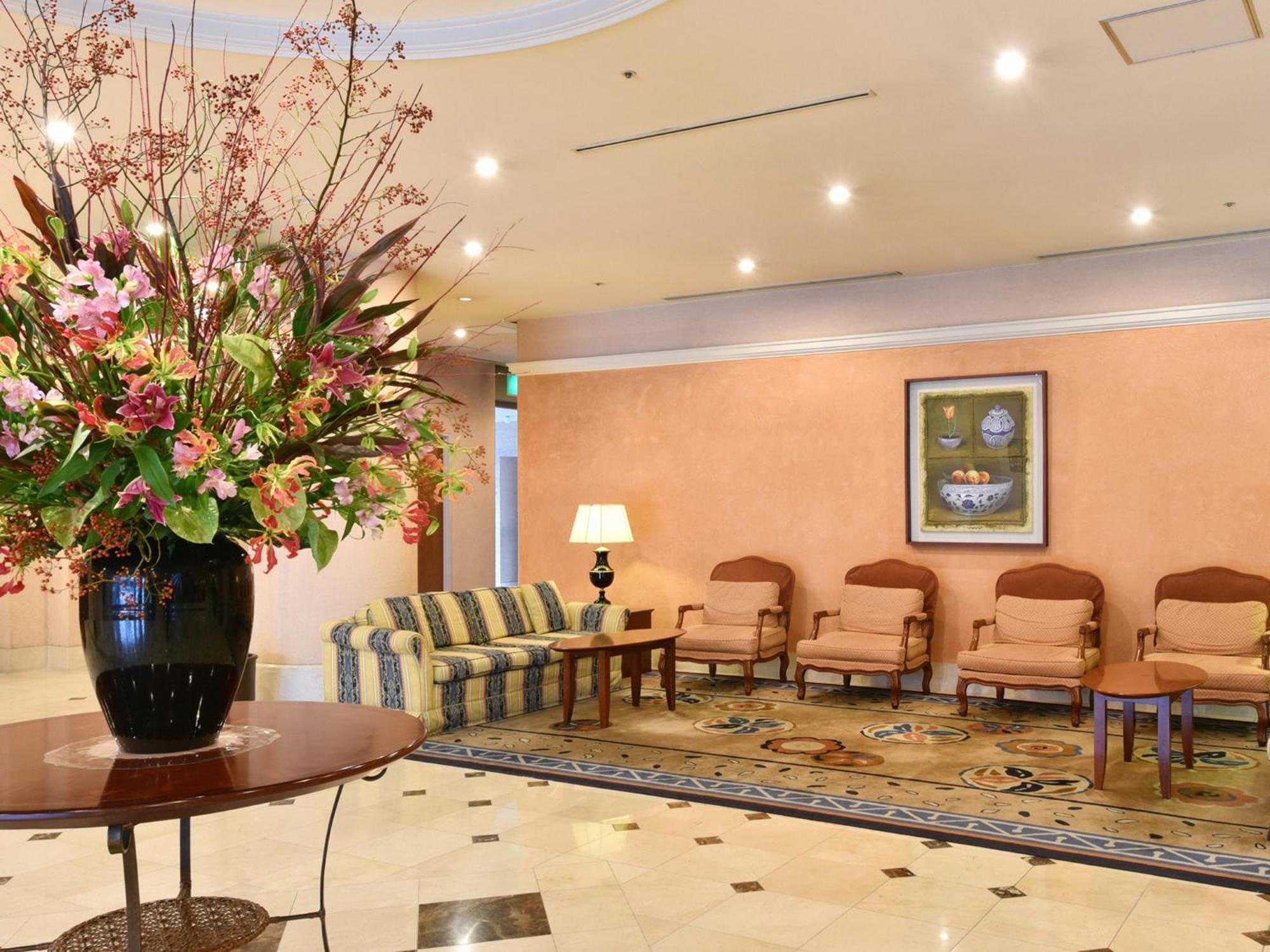 Hotel Crown Palais Chiryu Екстериор снимка