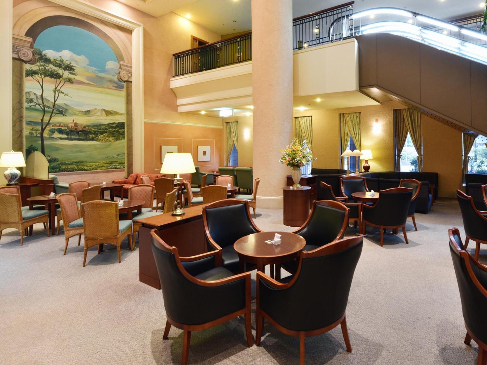 Hotel Crown Palais Chiryu Екстериор снимка