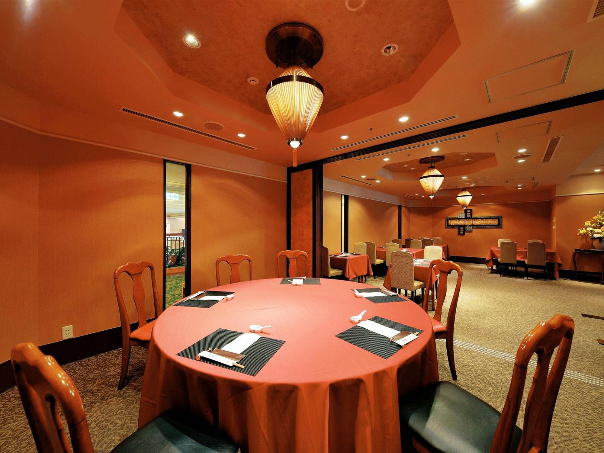 Hotel Crown Palais Chiryu Екстериор снимка