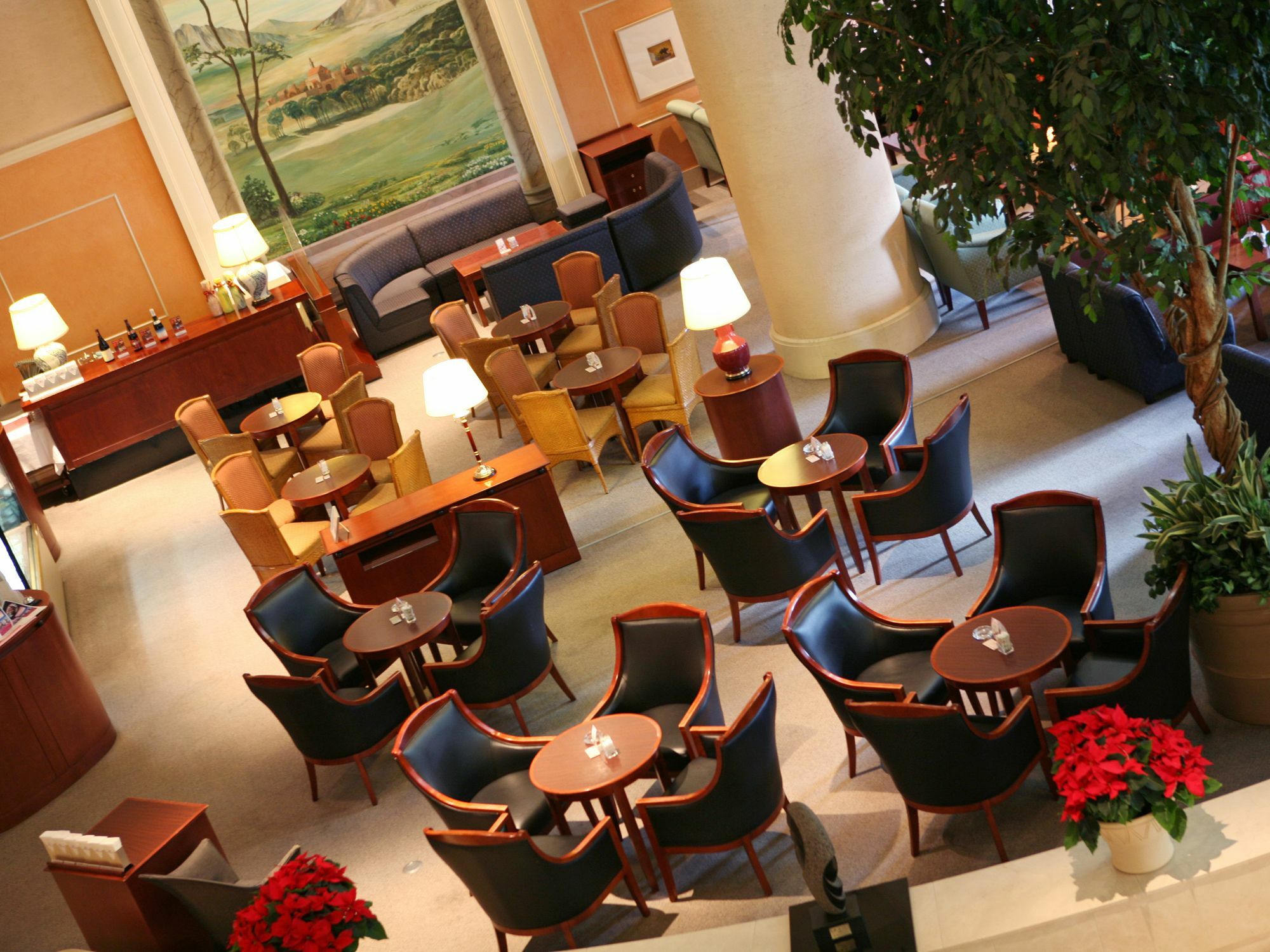 Hotel Crown Palais Chiryu Екстериор снимка